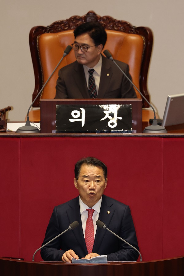 신성범 의원, 국회 정보위원장 선출… 국가 안위 최우선