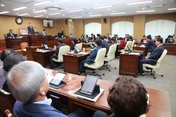 제286회 거창군의회 임시회 개회